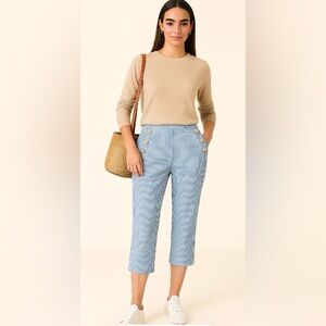 Roz & Ali Nautical Capris, Size 16 – Stretch Fabric, Gold Button Accents,Stylish